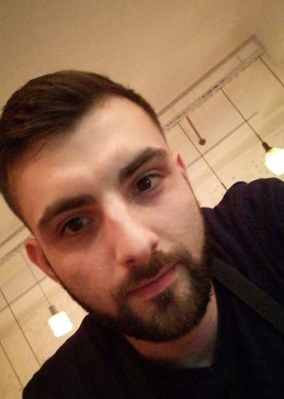 James, 25, United States