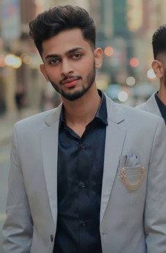 Moosa Kalandar, 18, India