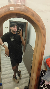 Knu, 22, India