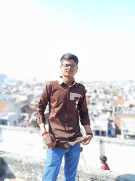 Ravi Parmar, 18, India