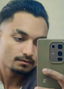 Ansari, 19, India