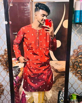 Sourav Ghosh, 24, India