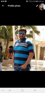 Pares, 28, India