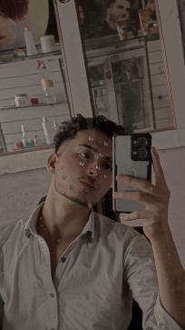 Sam, 20, India