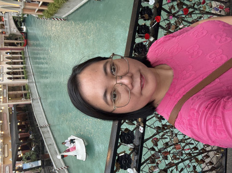 Mikay, 38, Philippines