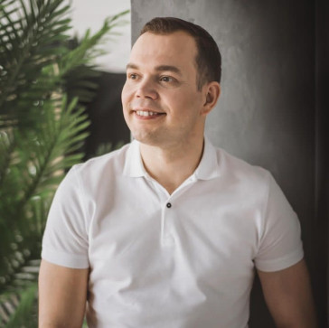 Frank, 46, United States