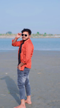 Naren, 24, India