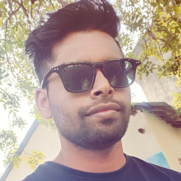 Nikhil, 32, India
