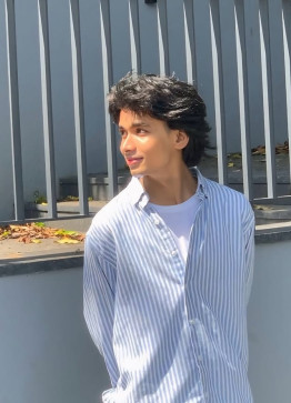 Vedant __Vedant_xema, 18, India