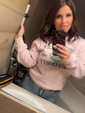 Taylor, 31, United States