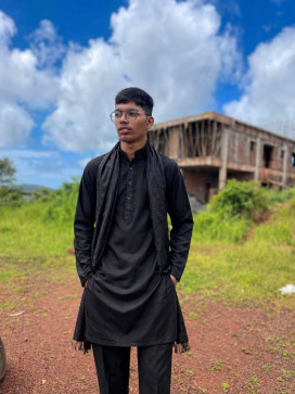 Anas Rakhange, 21, India