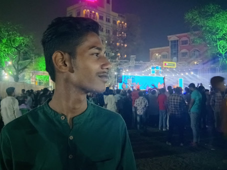 Saikat Dutta Munai, 19, India