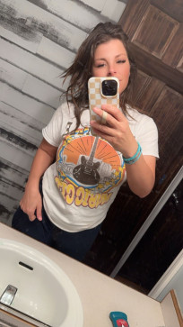 Taylor, 31, United States