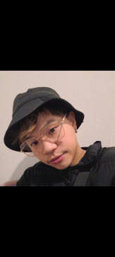 Jc, 29, Australia