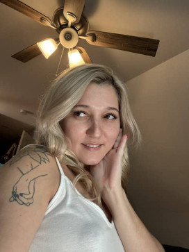 JaniceHazel, 40, United States