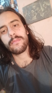 Lost Vivi, 25, Algeria