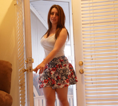 Mariana, 23, Netherlands