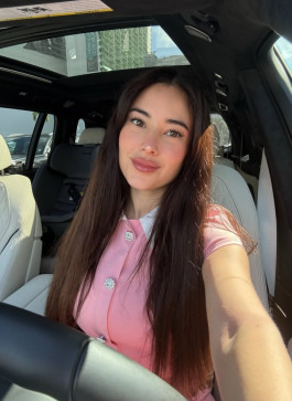 Debra Cardinal, 28, United States