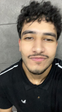 LesBrat, 25, United States