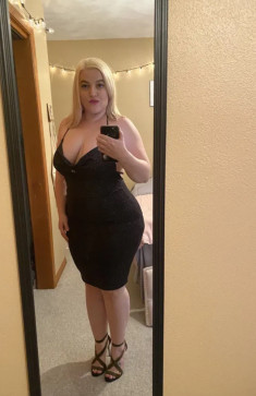 Rose Buckner, 31, United States