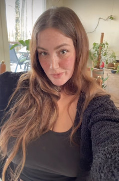 Nicolebx565, 31, Canada