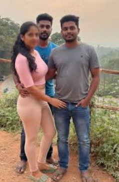 Cuckold Couple, 32, India