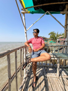Shounak, 26, India