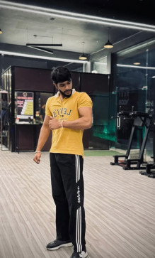 Sahil Saifi, 33, India