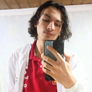 Adriaacuten, 19, Costa Rica