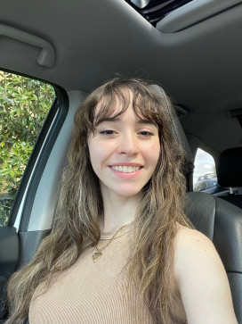 Molly Carslon, 18, United States