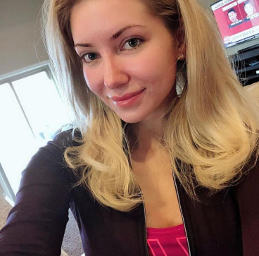 Bryne Sarah, 34, United States