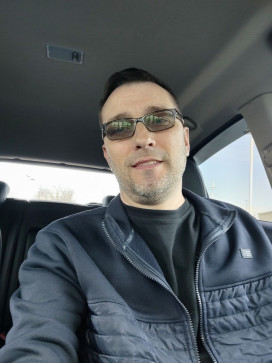 Stormchaser, 40, United States