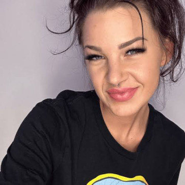 Love Birds, 30, United States