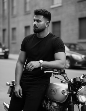 Munda-Punjabi, 28, India