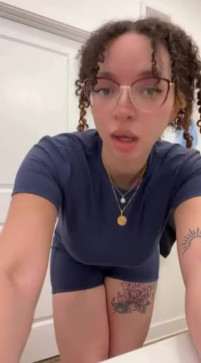 Mary, 25, United States