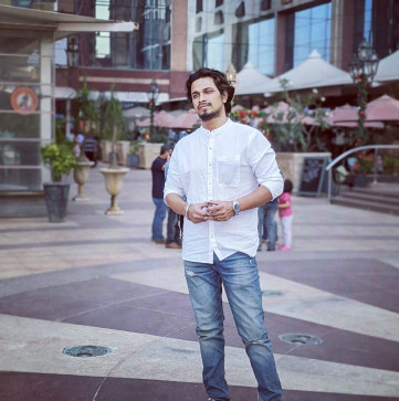 Neel, 32, India