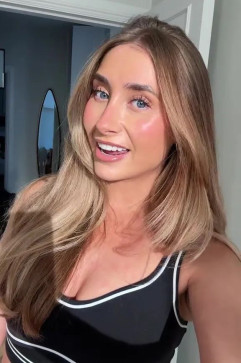 Erna, 30, United States