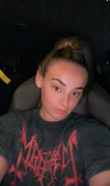 Ariana, 25, United States