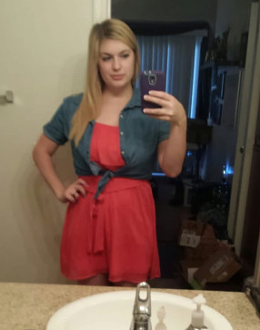 Charlotte Field, 31, United States
