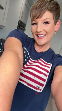 Miss Jerry, 33, United States