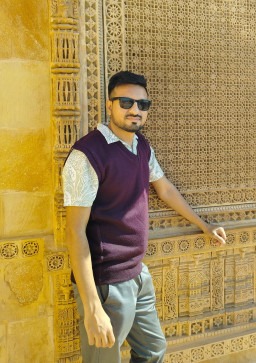 Vishal Bhatiya, 18, India