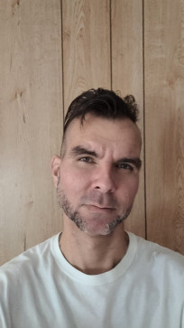 Robbyrobb, 44, United States