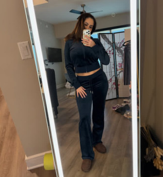 Linda, 23, United States