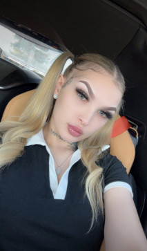 Kelly Diana, 30, United States