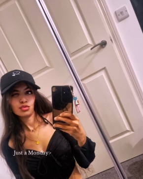 Asmi, 26, United Kingdom