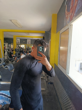 Yoss, 25, Italy