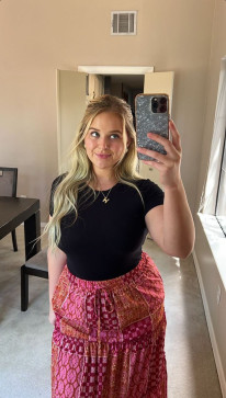 Sandra, 29, United States