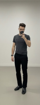 Ross Gellar, 24, United Kingdom