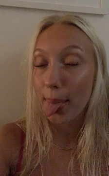 Lovisa46, 18, Sweden