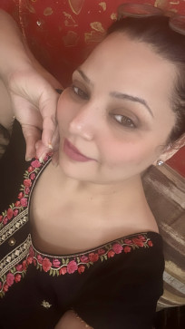 Jaspreet Kaur, 36, Romania